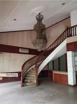 Rumah Tomang Cocok Kantor atau Rumah Singgah Zona Komersial