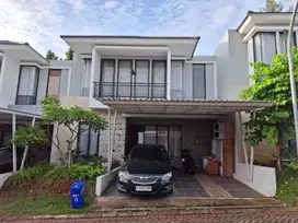 Dijual Rumah Besar Siap Huni di Premier Estate 3 Kranggan Cibubur