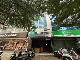 Disewakan Ruko 3 Lantai di Jalan Boulevard