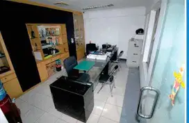 Dijual Gedung 3 Lantai di Ciateul Bandung
