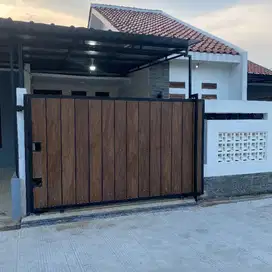 RUMAH CANTIK LOKASI STRATEGIS