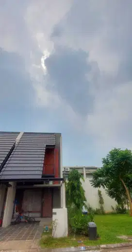 JUAL RUGI Jarang Ada Rumah BSD Hoek & View Taman