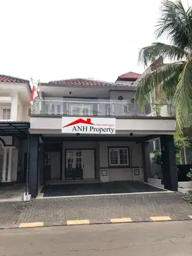 Rumah siap huni di Depan mall living word kota wisata cibubur
