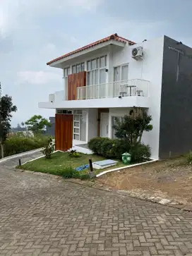 Dijual Villa Akses Private Area Hotel Kota Wisata Batu