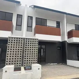 Rumah 2 Lantai Gracia Ayu Amerta Strategis 8 Menit Stasiun