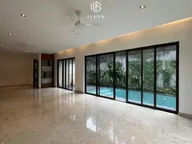 Disewakan rumah cantik modern area kemang