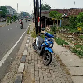 tanah nempel lampu merah buat KFC dealer atau usaha