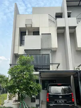 Dijual Rumah Hook Full Furnish 3,5 Lantai di Cluster Tabebuya BSD