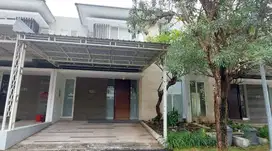 Disewakan rumah di Taman Puspa Raya Citraland