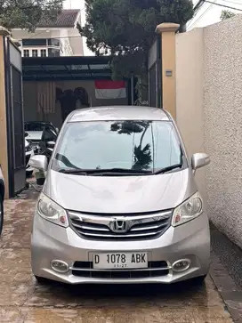 honda freed e psd 2013