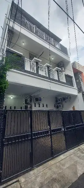 RUMAH KOST TANJUNG DUREN 17 KAMAR TIDUR LANGSUNG CUAN DAN FULL FURNISH
