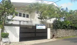 Rumah Bagus Siap Huni Area Kebayoran Baru