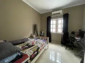 Di jual cepat Rumah 2 Lantai siap huni di kota wisata cibubur