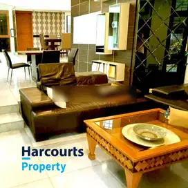 Rumah Cantik Full Furnished Area, Kebayoran Baru