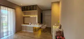 Rumah golf island ukuran 10x15 dijual full furnish,mewah,cantik
