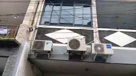 Ac daikin 1 pk ft25hv14.posisi masih pasang.bisa cek langsung