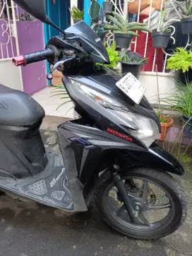 Honda Vario Cbs ISS 125cc Mesin Bagus Body Bagus