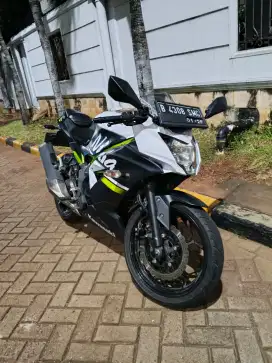 Ninja 250 EFi Mono 2020