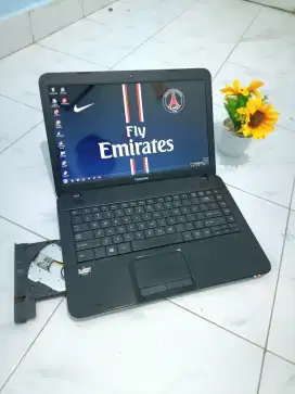 Laptop Toshiba C800 Slim game design VGA 2gb