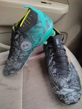 Sepatu bola, dan mini soccer Milles original