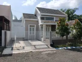 Rumah Tirtasani Lingkungan Perumahan Akses Jalan Lebar Harga Murah