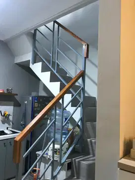 Dijual   Rumah 1 ½ lantai, Komplek Graha Bintaro Jaya