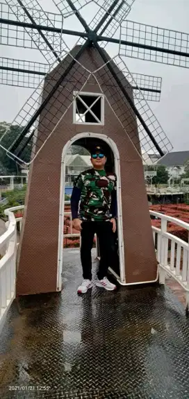 Sedang mencari  pekerjaan sopir pribadi /sopir direksi /