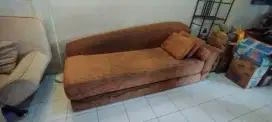 Sofa ruang tamu