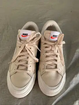 Preloved Sepatu Nike