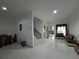 Dijual Rumah Cantik TANPA PERANTARA