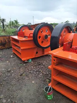 MURAH 1 set Plant Stone Crusher BEKAS kapasitas 80-100 Ton per Jam