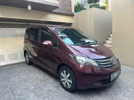 Honda Freed PSD 2012 AT siap gas aja
