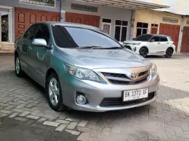 Altis V 2.0 A/T 2011