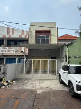 Sewa Bangunan Tempat Usaha Kantor/Cafe/Ruko di Jl Indrapura Surabaya