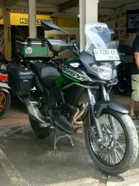Kawasaki Versys 250 Tahun 2023