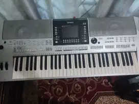 Yamaha PSR S910