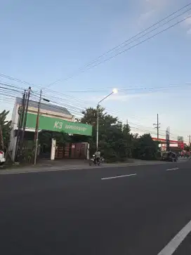 Disewakan rumah pinggir jalan Parangtritis km.11