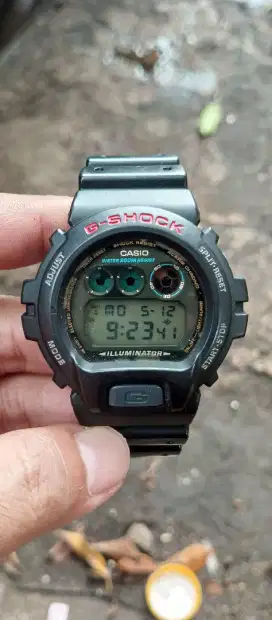 CASIO DW 6900 + BOX