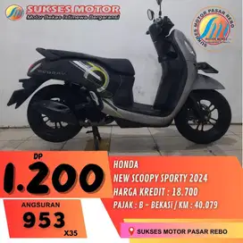 HONDA SCOOPY SPORTY TAHUN 2024 SIAP PAKAI, MESIN HALUS, BODI MULUS