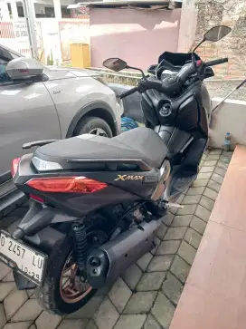X max th 2022 km 12 rb istimewa