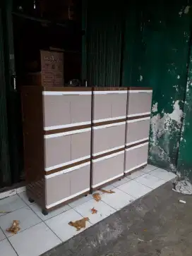 Ĺemari plastik medium