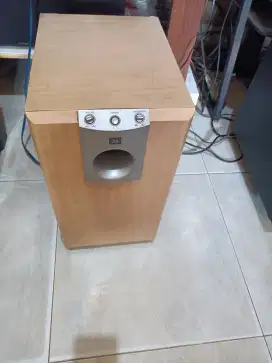 Speaker Subwoofer JBL original aktif Subwofer