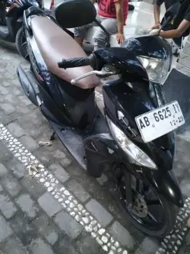 Mio J injeksi thn 2014 plat AB sleman