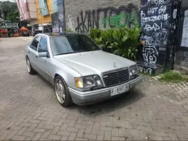 jual Mercy MP E 220 MT tahun 1995 cakep