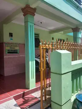 Disewakan/Dikontrakkan Rumah Asri dan Nyaman