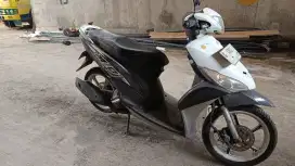 YAMAHA MIO J TAHUN 2012