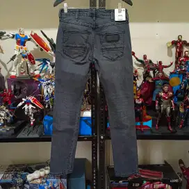 Celana wrangler skinny vegas original