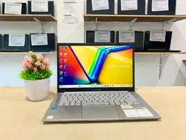 ASUS VivoBook 14 A1404ZA Intel Core i3-1215U / Ram 8GB / SSD 256GB