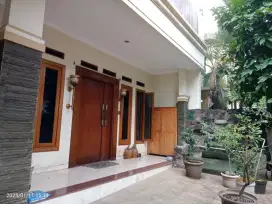 Dijual Rumah Siap Huni di Raffless Hills Cibubur
