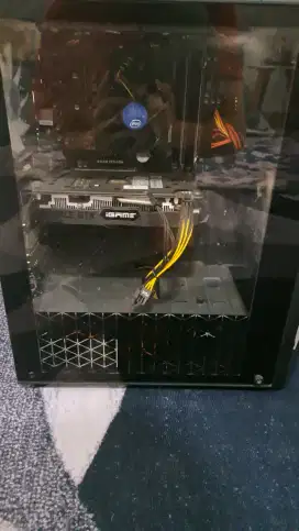 Di jual PC bekas